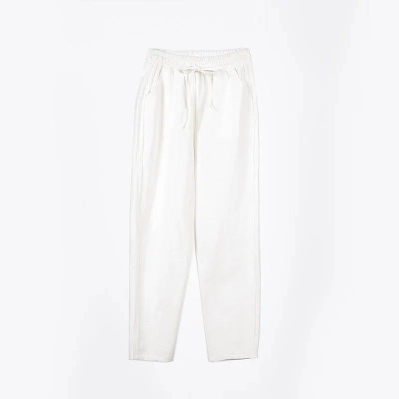 Elegancia casual: pantalones rectos de algodón y lino