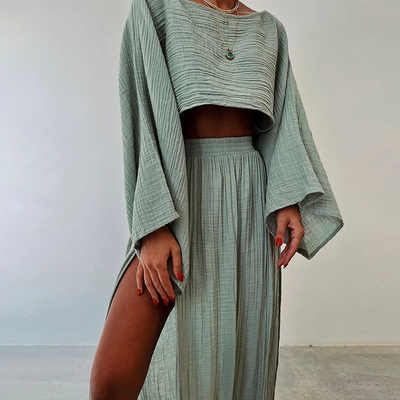Bohemian 2-piece set in cotton and linen: cropped top with round neck.