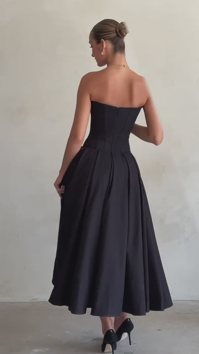 Black Off-Shoulder Spaghetti Strap Maxi Evening Dress